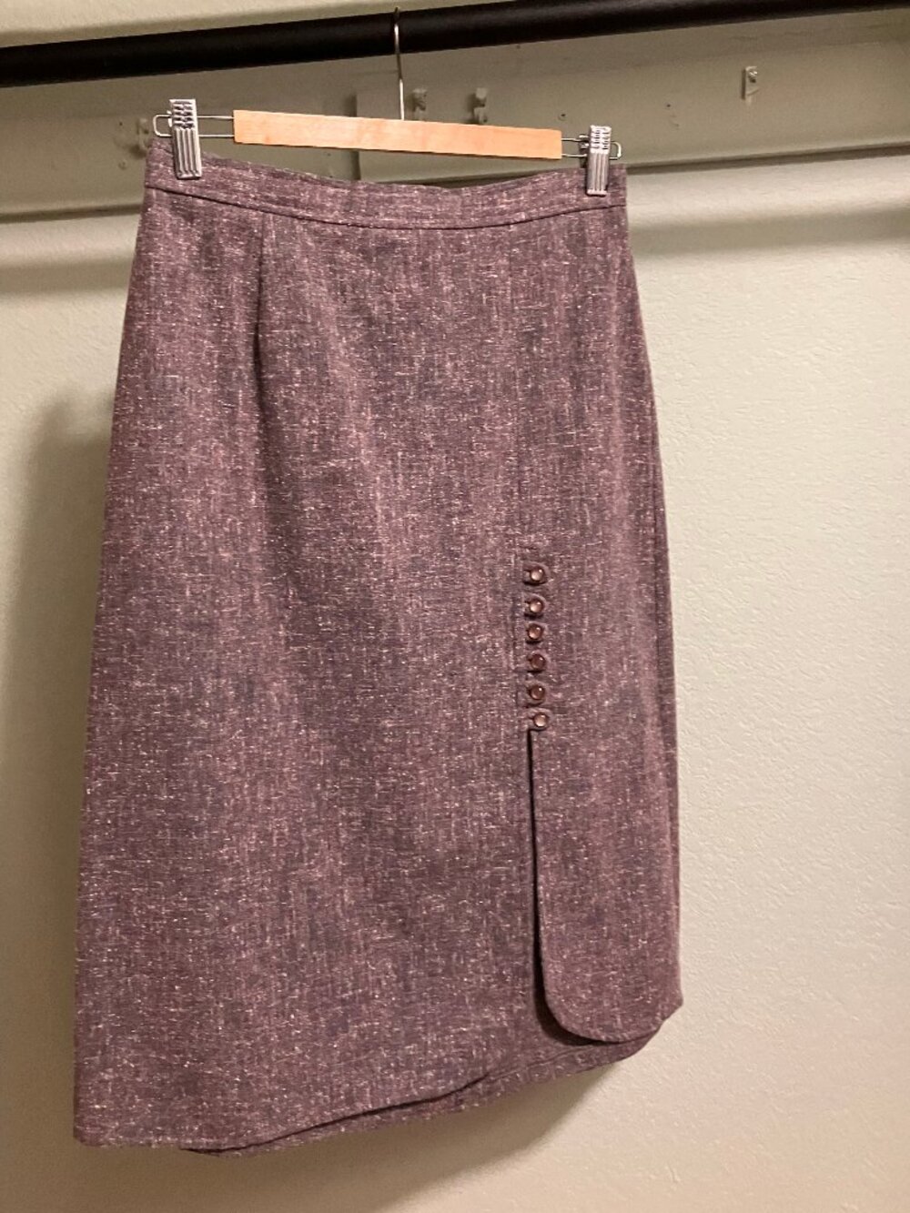 The Skirt That Means Business (But Make It Pretty) | No Brand | Size S/M